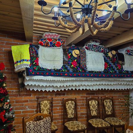 ホテル Casa Vladicu Breb エクステリア 写真