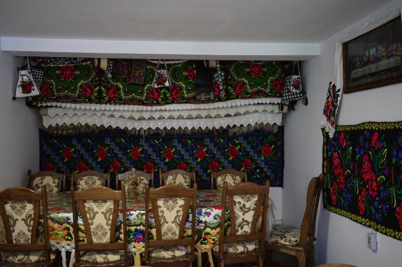 ホテル Casa Vladicu Breb エクステリア 写真