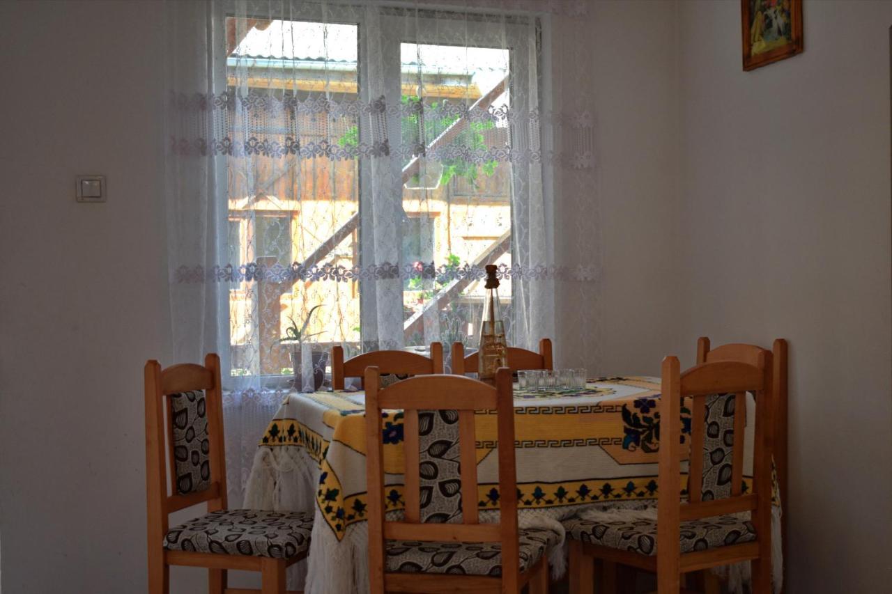 ホテル Casa Vladicu Breb エクステリア 写真