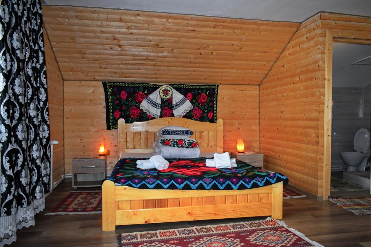 ホテル Casa Vladicu Breb エクステリア 写真
