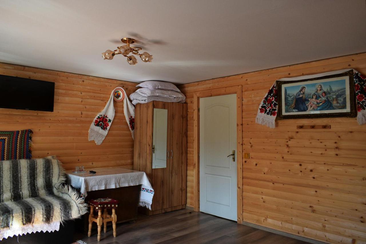 ホテル Casa Vladicu Breb エクステリア 写真