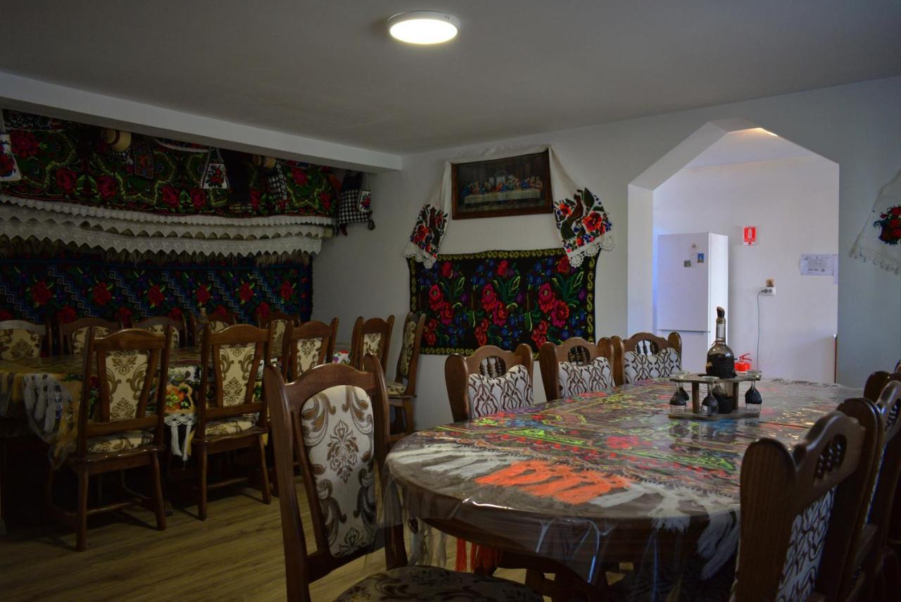 ホテル Casa Vladicu Breb エクステリア 写真