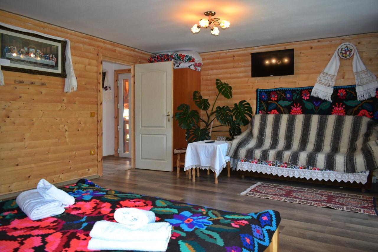 ホテル Casa Vladicu Breb エクステリア 写真