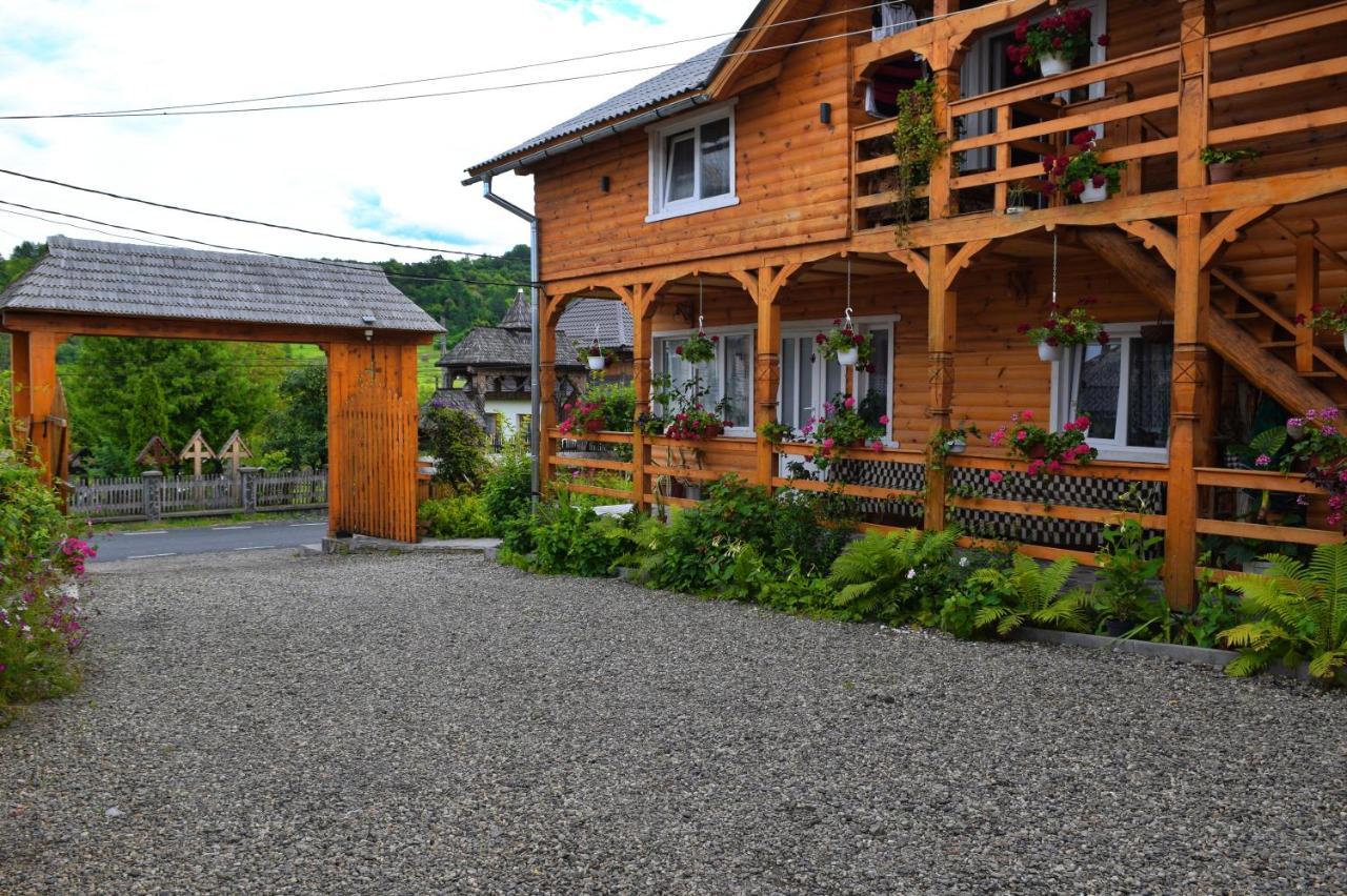 ホテル Casa Vladicu Breb エクステリア 写真