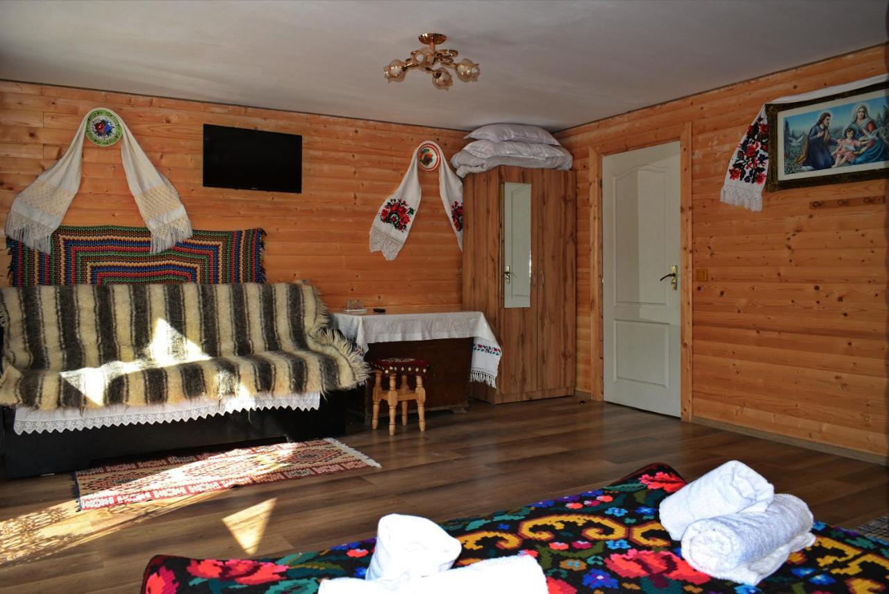 ホテル Casa Vladicu Breb エクステリア 写真